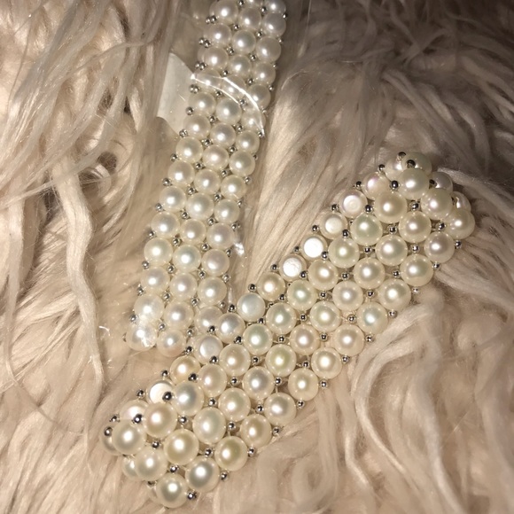 Jewelry - ✨✨NEW FRESH WATER PEARL BRACELET!